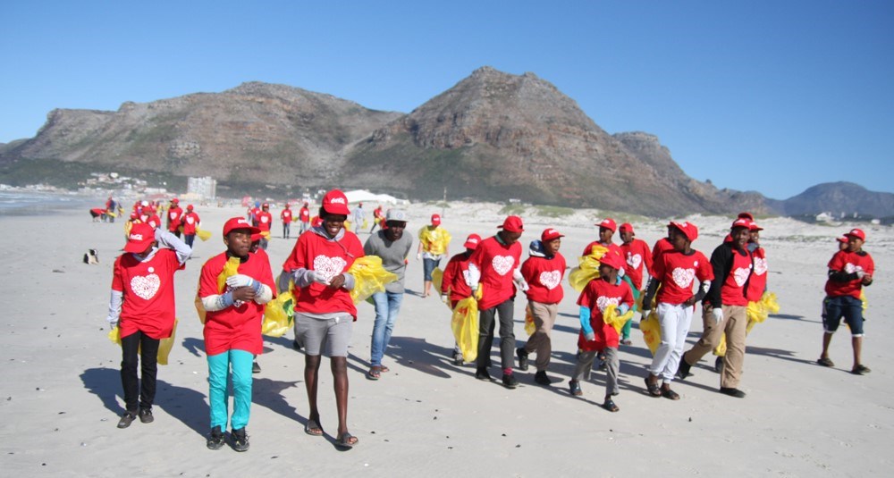 Sunrise Beach in Muizenberg sparkling clean after International Coastal Clean Up Day