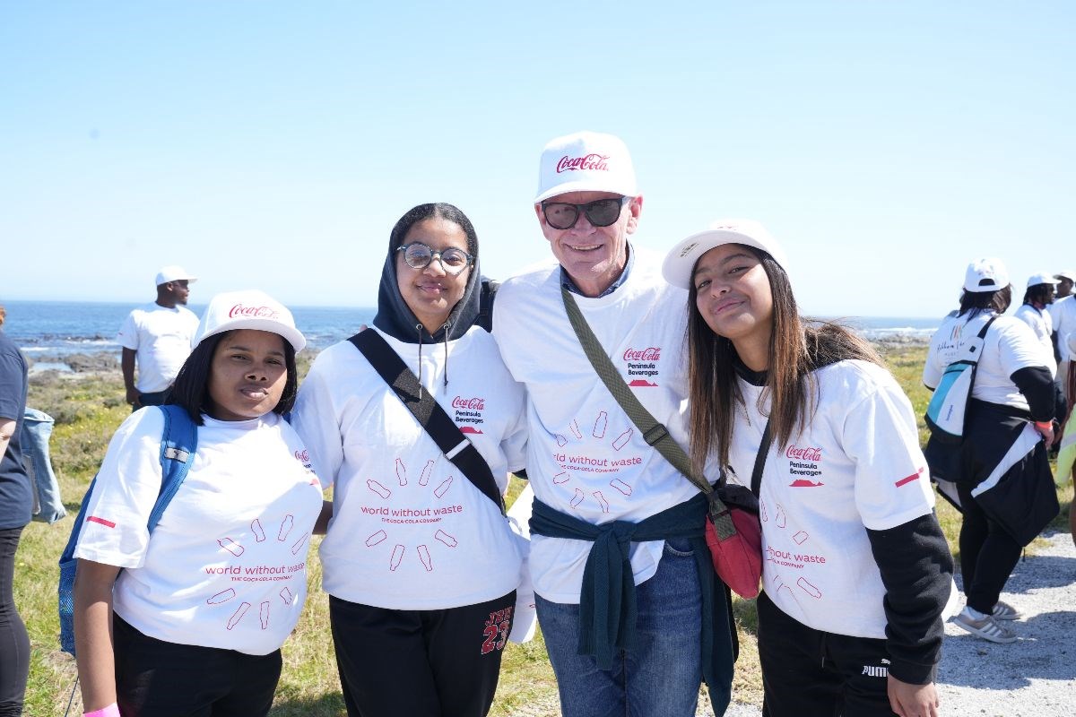 CCPB volunteers clear two tonnes of rubbish from Robben Island shoreline